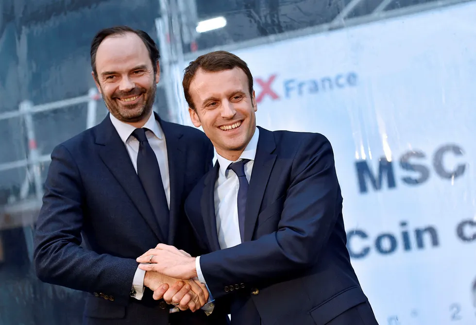 Édouard Philippe (til venstre), konservativ borgermester i Le Havre, ble mandag fransk statsminister. For president Emmanuel Macron er det minst like viktig å sikre støtte fra Tysklands forbundskansler. Foto: Loic Venance/AFP/NTB Scanpix