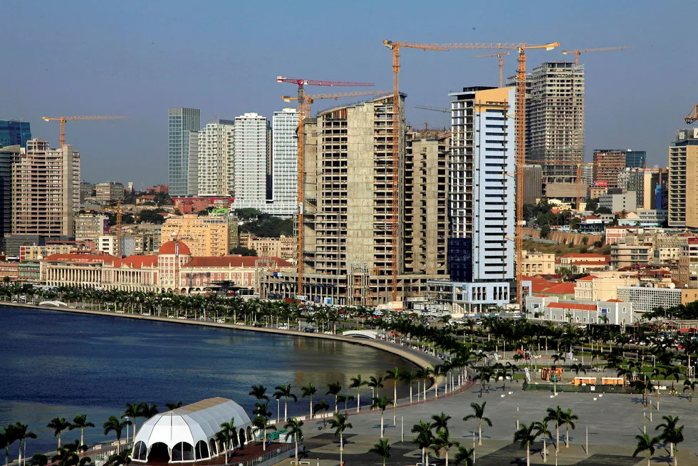 Expats face kwanza quandary in Luanda