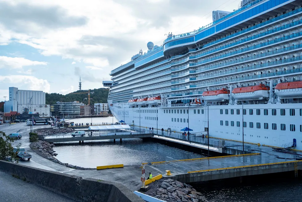 Fra åpningen av Europas største landstrømanlegg, og Norges første for cruise- skip i Kristiansand.