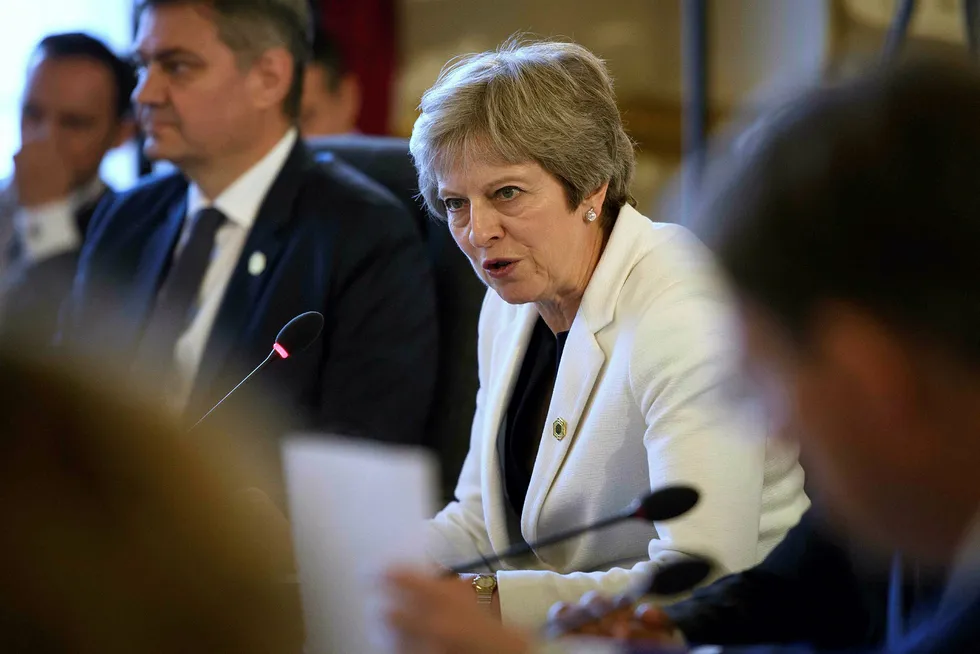 Storbritannias statsminister Theresa May har fått enda større problemer hun må håndtere. Foto: LEON NEAL/AFP Photo