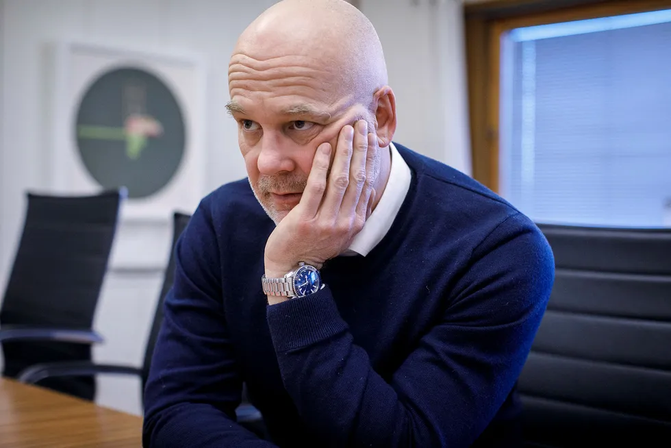 NRK-sjef Thor Gjermund Eriksen får kritikk for statskanalens økonomi.