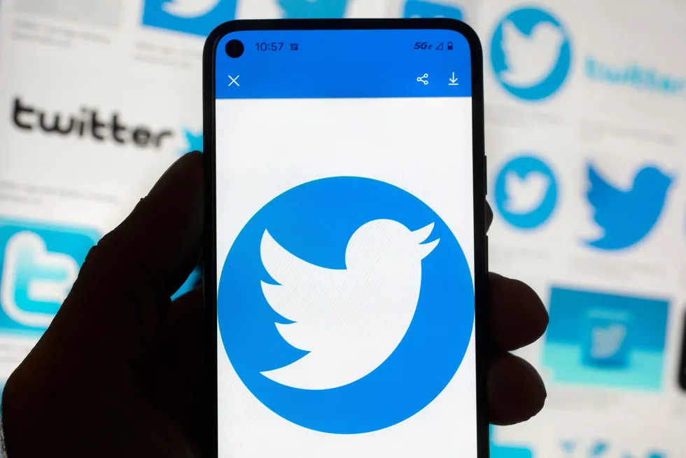 Forrige uke fikk flere tusen Twitter-ansatte sparken. I helgen skal flere ha blitt spurt om å komme tilbake til selskapet.