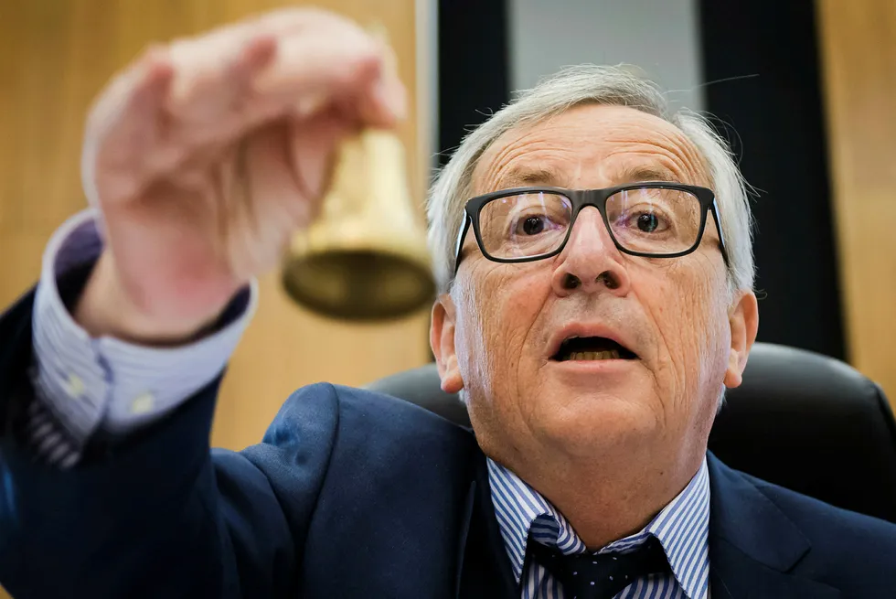 EU-president Jean-Claude Juncker varsler kunngjøring av mottiltak etter at USA har besluttet å innføre toll på stål og aluminium. Foto: AP / NTB Scanpix