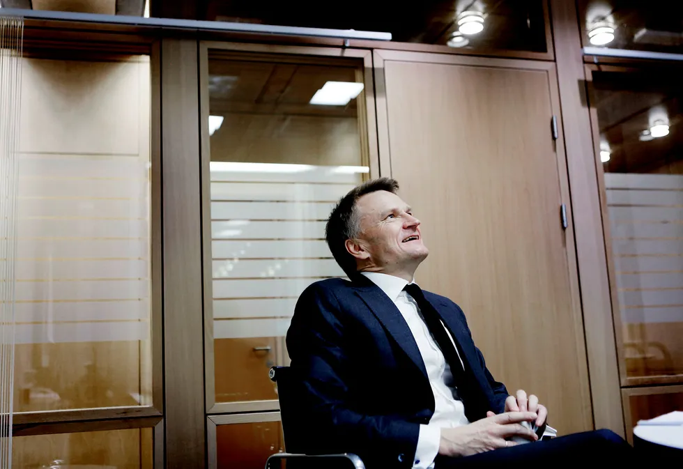 Egil Matsen, visesentralbanksjef i Norges Bank, forsvarer aksjeplukkingen i Oljefondet. Foto: Kristin Svorte