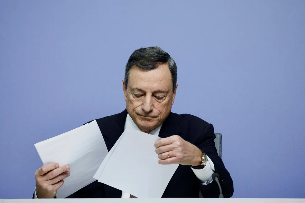 ECBs sentralbanksjef Mario Draghi legger frem rentebeslutningen for eurosonen torsdag ettermiddag. Foto: Alex Kraus/Bloomberg
