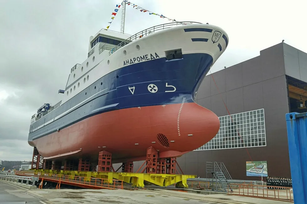Russia’s Pella shipyard, located in a suburb of Saint-Petersburg, launched the first of four 70-meter groundfish freezing trawlers for Murmanseljdj-2.