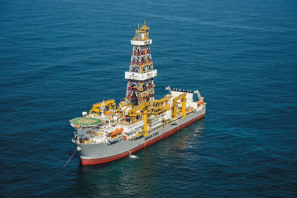 Petrobras launches tender to contract drilling rigs for Brazil pre-salt ...