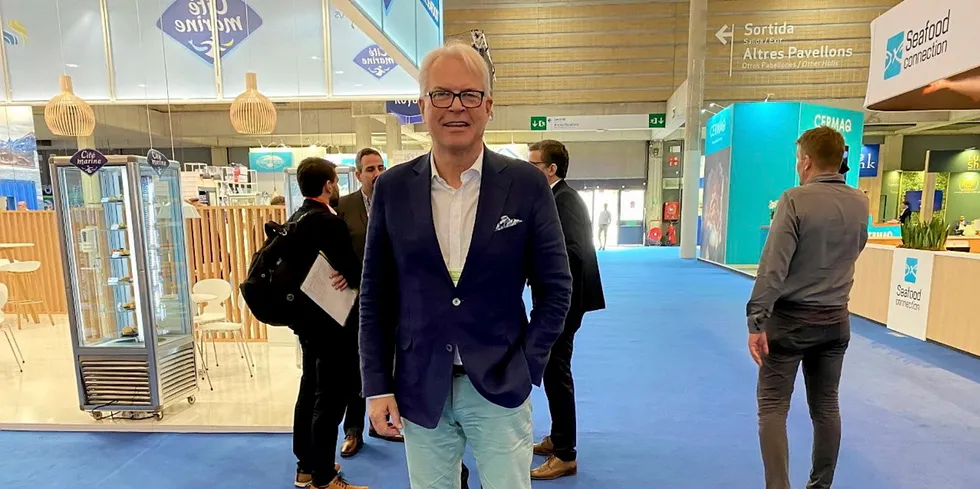 Jan Otto Hoddevik, daglig leder i salgsselskapet Global Fish Sales, her på sjømatmessen i Barcelona.