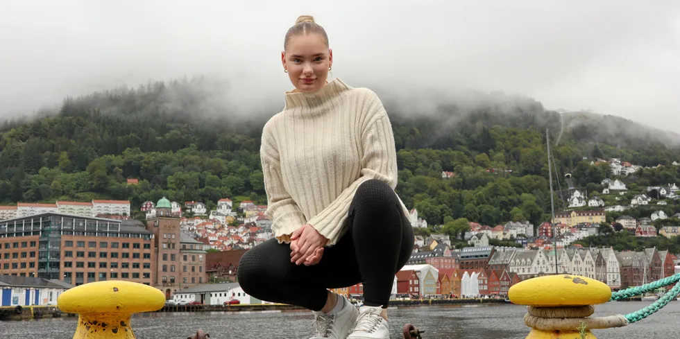 Aurora Hilleren (20) er matroslærling i Simon Møkster Shipping.