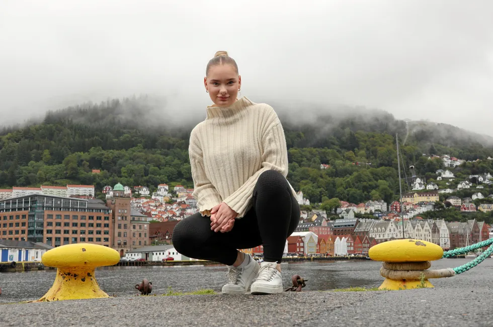 Aurora Hilleren (20) er matroslærling i Simon Møkster Shipping.