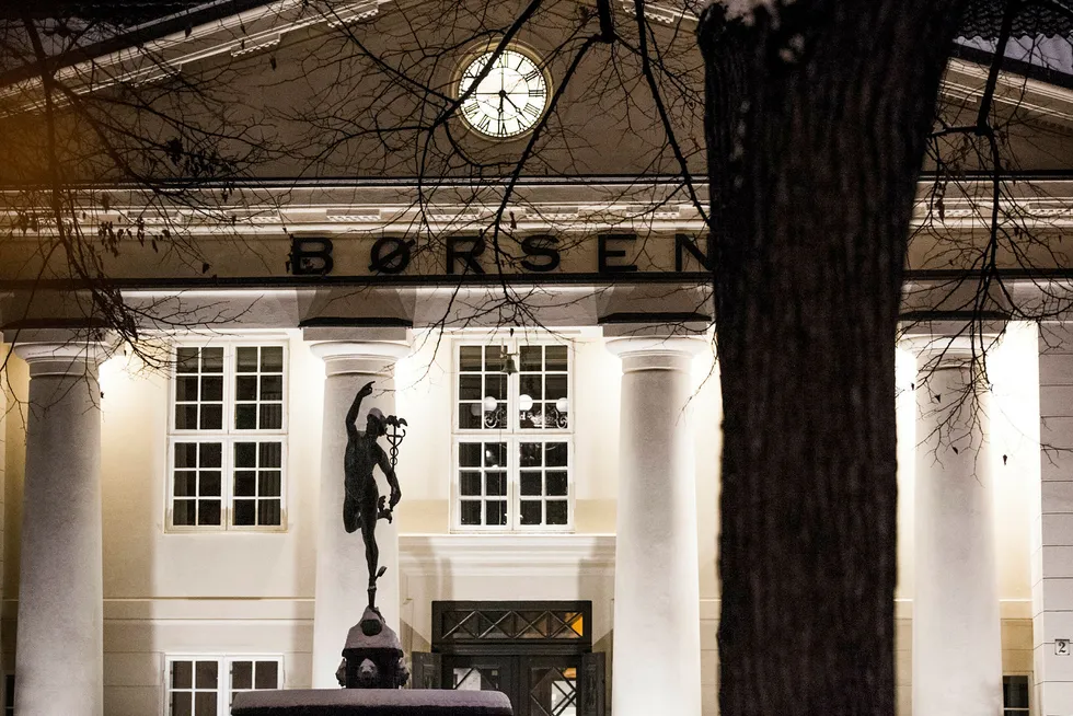 Oslo Børs falt fredag. Schibsted og Norwegian var blant selskapene som steg, mens Norsk Hydro falt. Foto: Berit Roald