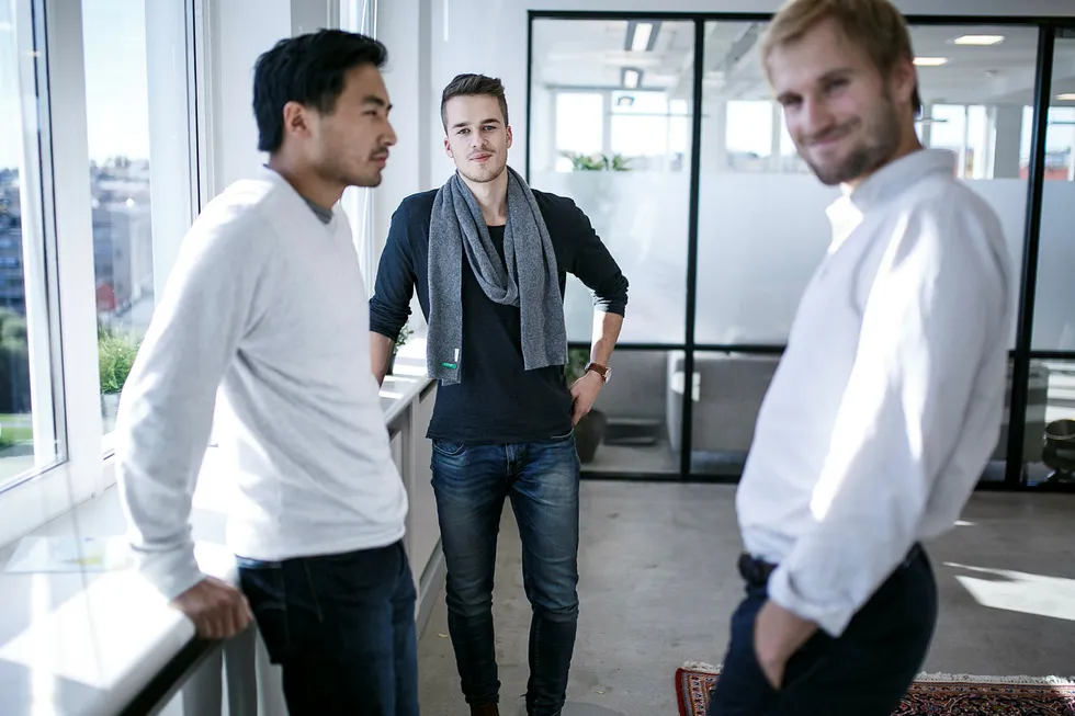 F.v.: Jing Kjeldsen, Thomas Sveum og Fredrik Næss Thomassen i Startupmatcher. I deres nye lokaler i øverst i Thorvald Meyers gate. Foto: Nicklas Knudsen
