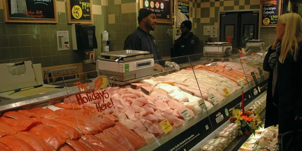 NORSK LAKS TIL USA: Sjømatdisk til supermarkedkjeden Whole Food i Boston med norsk laks. Laksesalget til USA har økt betydelig de siste månedene.Foto: Agnar Berg