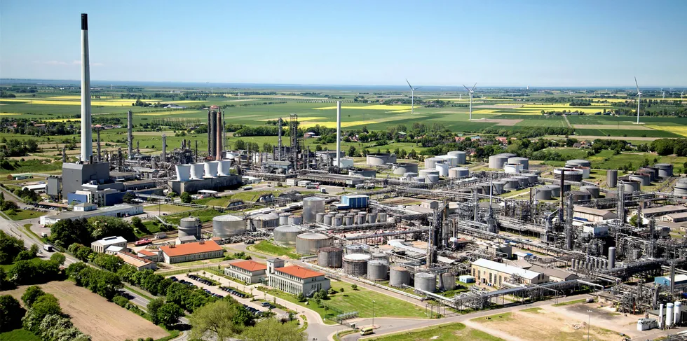 Heide oil refinery in northwest Germany, which will host the offshore wind-to-hydrogen Westküste 100 project
