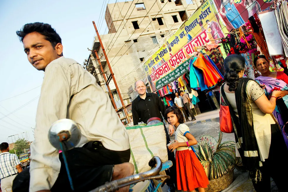 Telenor-sjef Sigve Brekke holder alle muligheter åpne for Telenors utskjelte India-investering. Her fra et besøk i landet i 2012. Foto: Elin Høyland