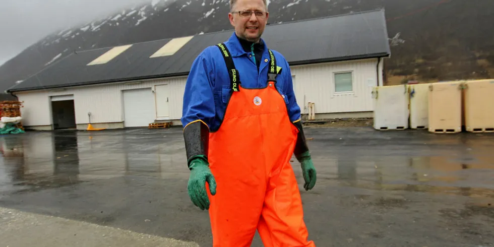 FISKEKJØPER: Hans Ivar Pedersen ved Oldervik Fiskeindustri har måttet bla opp for torsken i år.