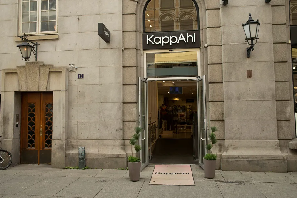 Kleskjeden Kappahl satser på kjøpesentre, og bare et fåtall av deres butikker er som denne frittstående butikken på Karl Johan.
