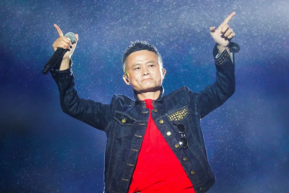 Alibaba ble denne uken verdens mest verdifulle netthandelsselskap – foran Amazon. Jack Ma grunnla Alibaba Group. Ifølge Forbes er Ma Asias rikeste mann og verdens 18. rikeste mann med en formue 37,4 milliarder dollar. Foto: afp PHOTO / STR / China OUT/NTB Scanpix