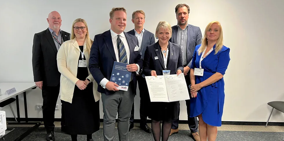 Six wind groups sign supply chain declaration at WindEnergy Hamburg
