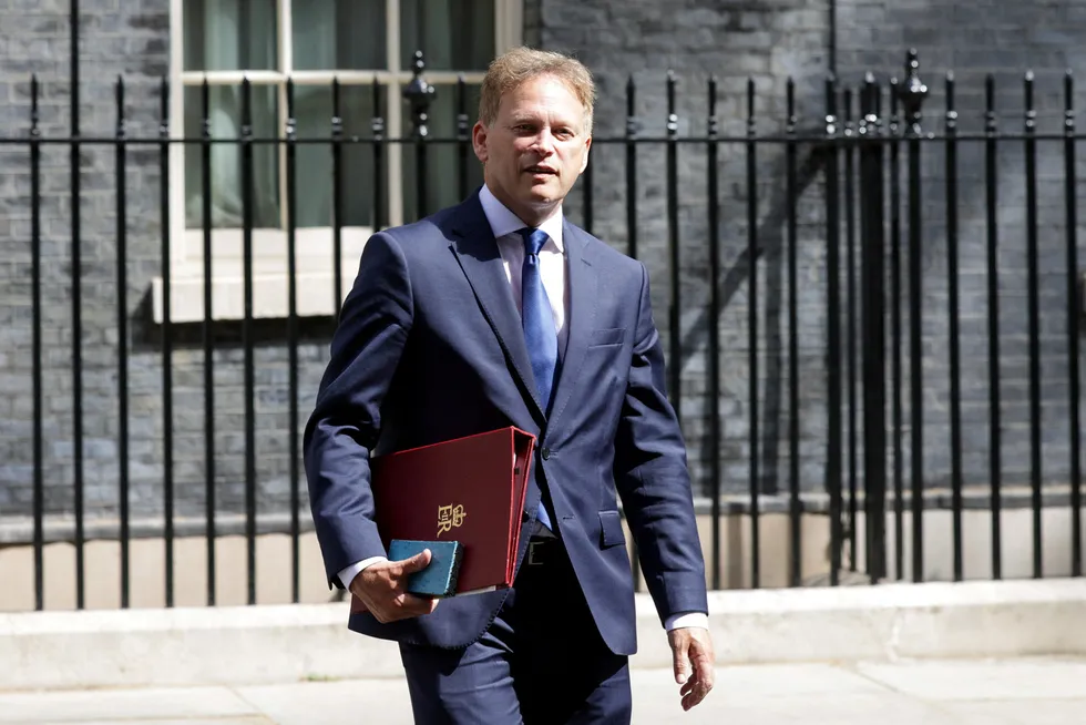 Grant Shapps told the Financial Times that the government would meet its goals in a «realistic and rational way», and that included pumping oil and gas from the North Sea during a transition to net zero.