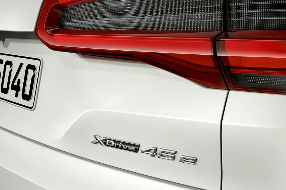 BMW kommer med en ny generasjon av X5 allerede i høst. Neste år kommer den ladbare hybriden med mye bedre elektrisk rekkevidde enn før.