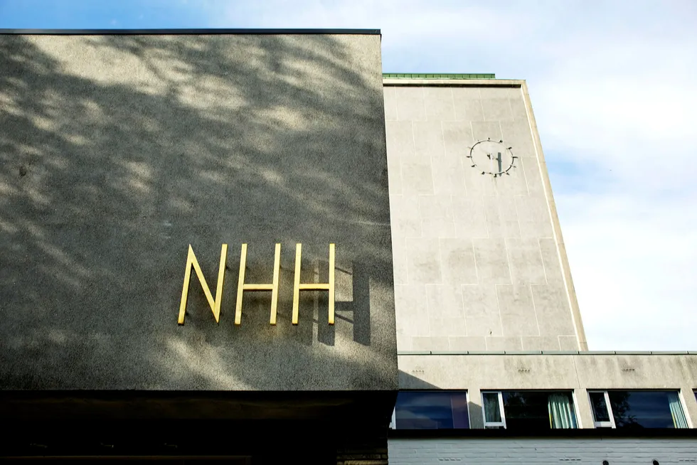 Norges Handelshøyskole beklager glipp.