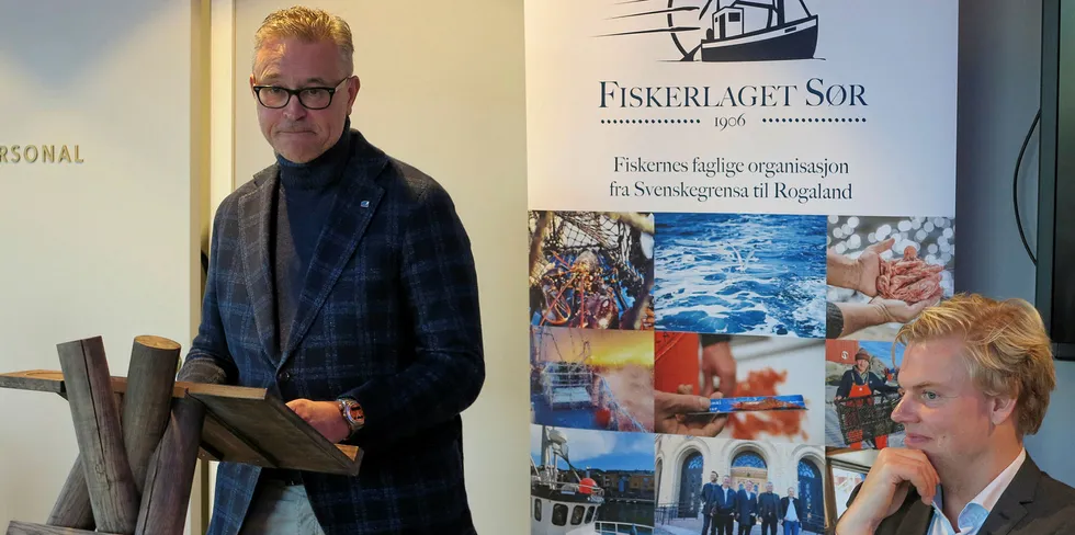 FORSTÅELSE: Fiskeri- og sjømatminister Odd Emil Ingebrigtsen uttrykte forståelse for at alle kontrolltiltak ikke kan gjennomføres på samme måte over hele landet og lovte å ta med seg skepsisen til en ny måleordning for mottak i sør, på årsmøtet til Fiskerlaget Sør 2020.