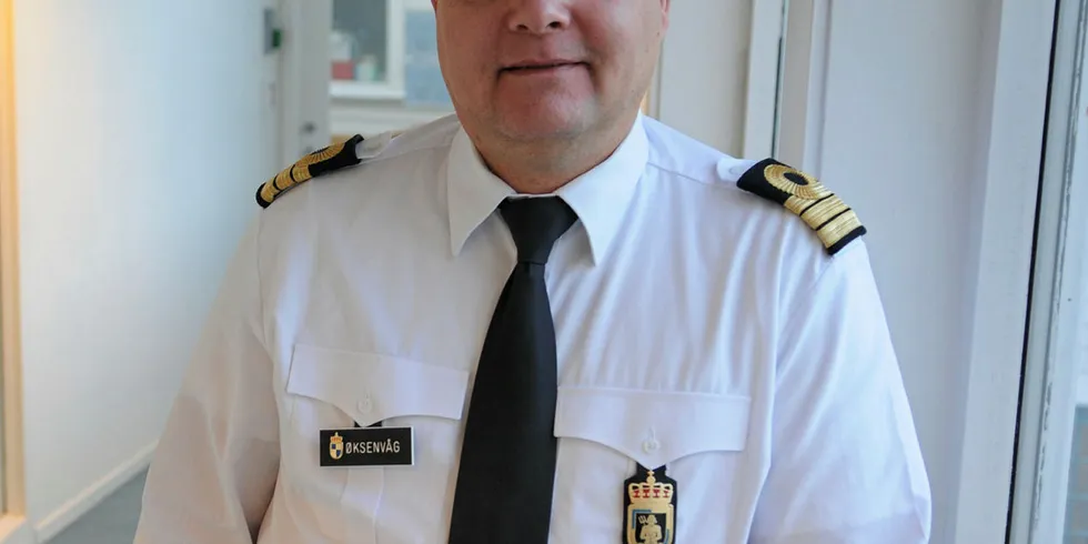 Erling H. Øksenvåg, Kystvakten.