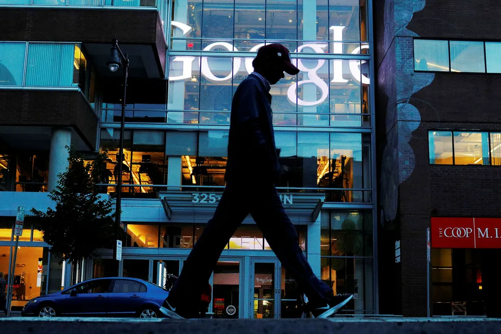 Selskapet Google ble bøtelagt for å ha misbrukt sin dominerende posisjon i internettsøkmarkedet. Foto: Brian Nyder/Reuters/NTB Scanpix