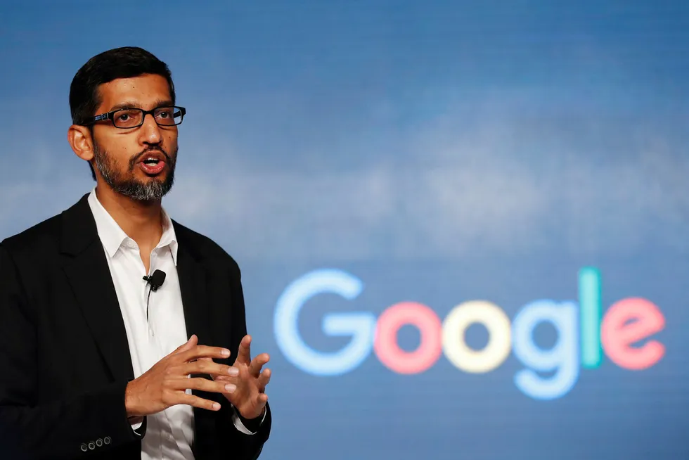 Googles toppsjef Sundar Pichai kunne berolige investorene om at søkemotorgigantene tjener penger som aldri før. Foto: Tsering Topgyal/AP/NTB Scanpix