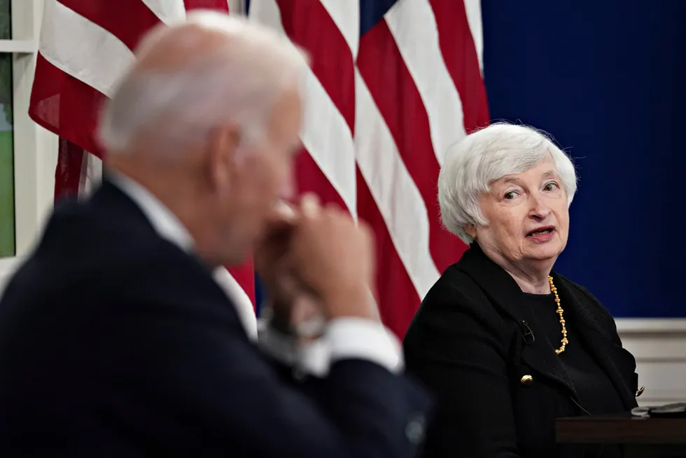 USAs finansminister, og tidligere sentralbanksjef, Janet Yellen, er bekymret for den finansielle risikoen fremveksten av private digitale valutaer kan skape.   