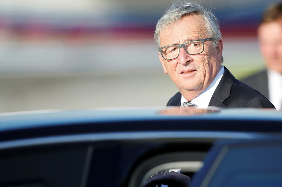EU-kommisjonens president Jean Claude Juncker. EU er kritiske til de amerikanske sanksjonene mot Russland som ble vedtatt fredag. Foto: AXEL SCHMIDT/NTB Scanpix