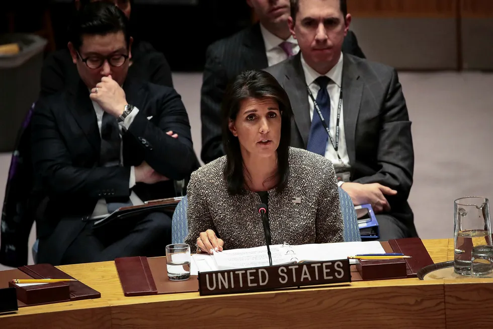 USAs FN-ambassadør Nikki Haley sier en krig mot Nord-Korea er rykket nærmere. Foto: Drew Angerer/Getty IMages/NTB scanpix