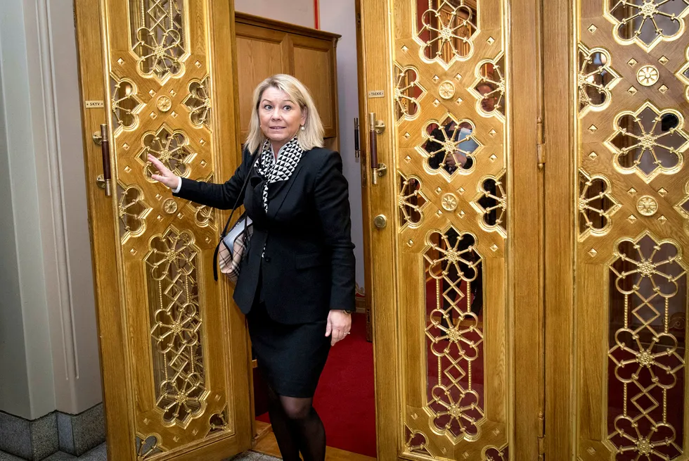 Næringsminister Monica Mæland har fredag presentert regjeringens reiselivsstrategi. Foto: Skjalg Bøhmer Vold