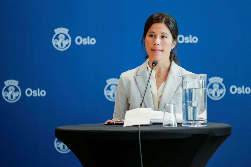 Samferdselsbyråd Lan Marie Berg under en pressekonferanse i Oslo rådhus om koronasituasjonen i Oslo.