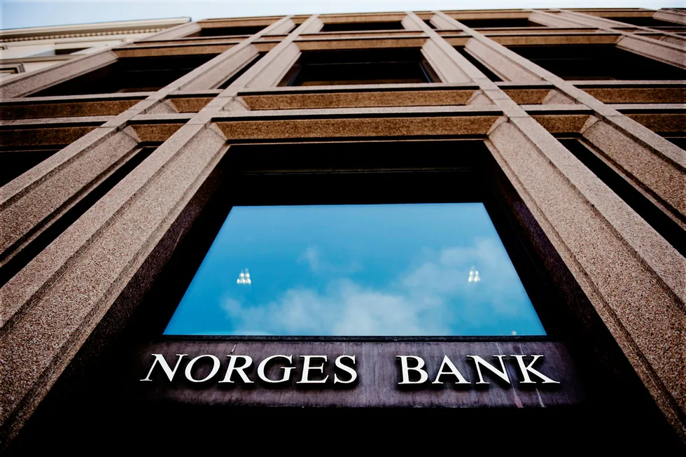 «Selv om inflasjonen nå er betydelig lavere enn Norges Banks anslag, tror vi ikke det er nok til å bringe Norges Bank tilbake i kuttmodus», skriver Nordea Markets. Foto: Fartein Rudjord