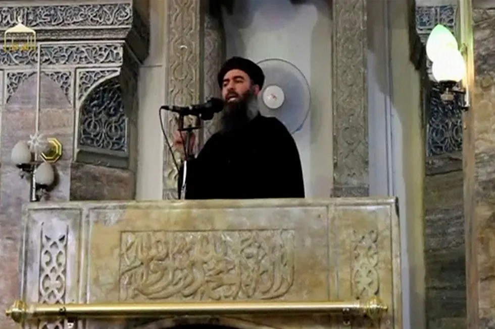 Abu Bakr al-Baghdadi kan være drept. Bildet er fra en video spilt inn i Mosul i 2014. Foto: Reuters TV