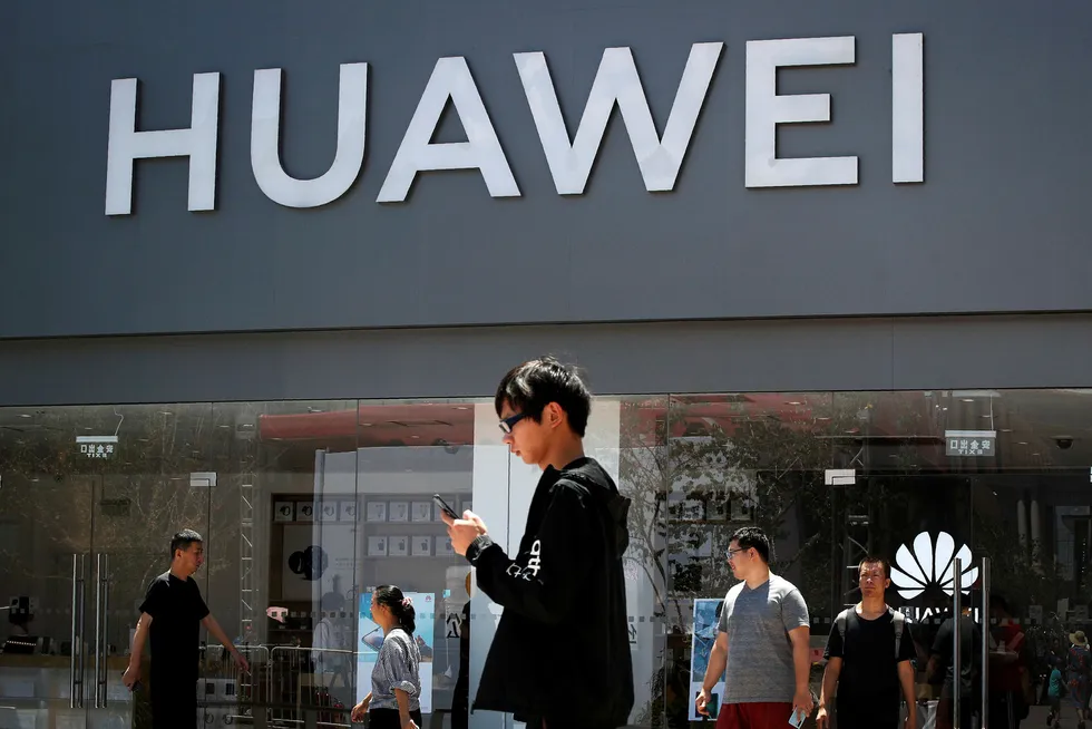 Huawei planlegger store kutt i arbeidsstokken i USA, melder Wall Street Journa