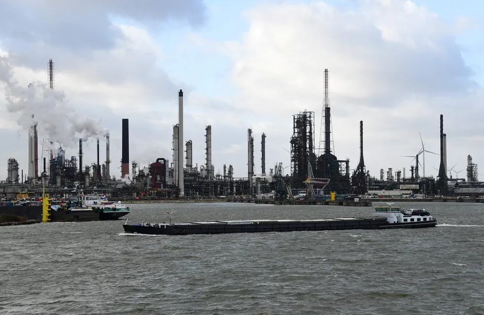 Decarbonising industry: the Port of Antwerp-Bruges is the second-largest port in Europe