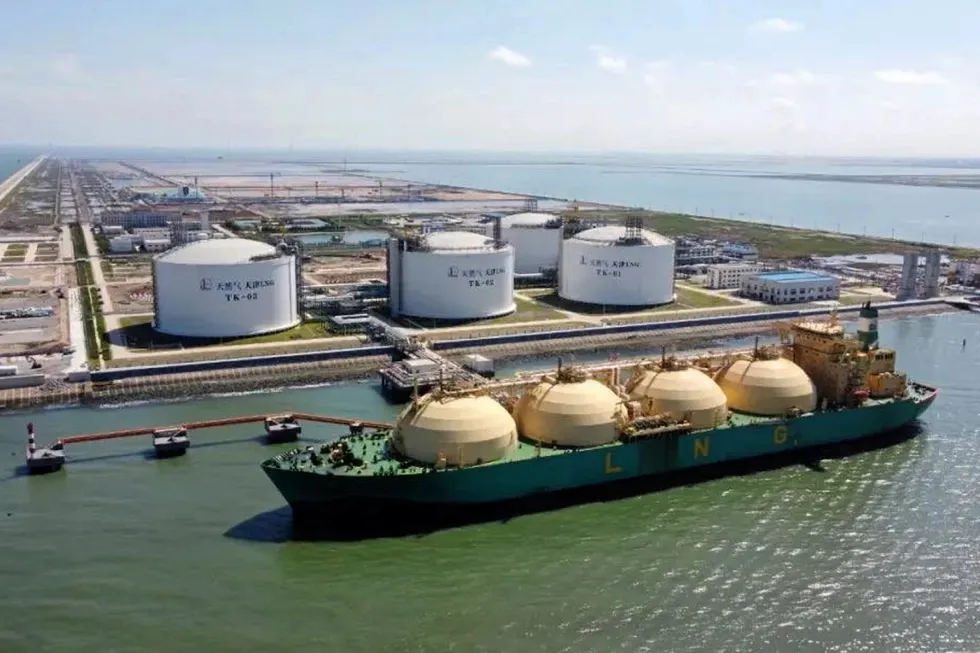 Volumes: Sinopec's LNG terminal in Tianjin handled 1.89 million tonnes of LNG imports in the first quarter