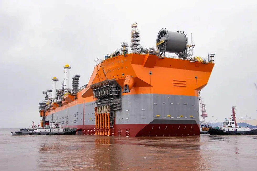 Major contract: the latest FPSO hull built by CMHI under SBM's Fast4Ward concept heads to Bomesc yard in Tianjin for topsides integration