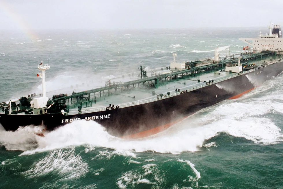 Da tankrederi Frontline lå nede med brukket rygg ble løsningen et nytt selskap Frontline 2012 som overtok de mest attraktive skipene. Foto: Pressefoto