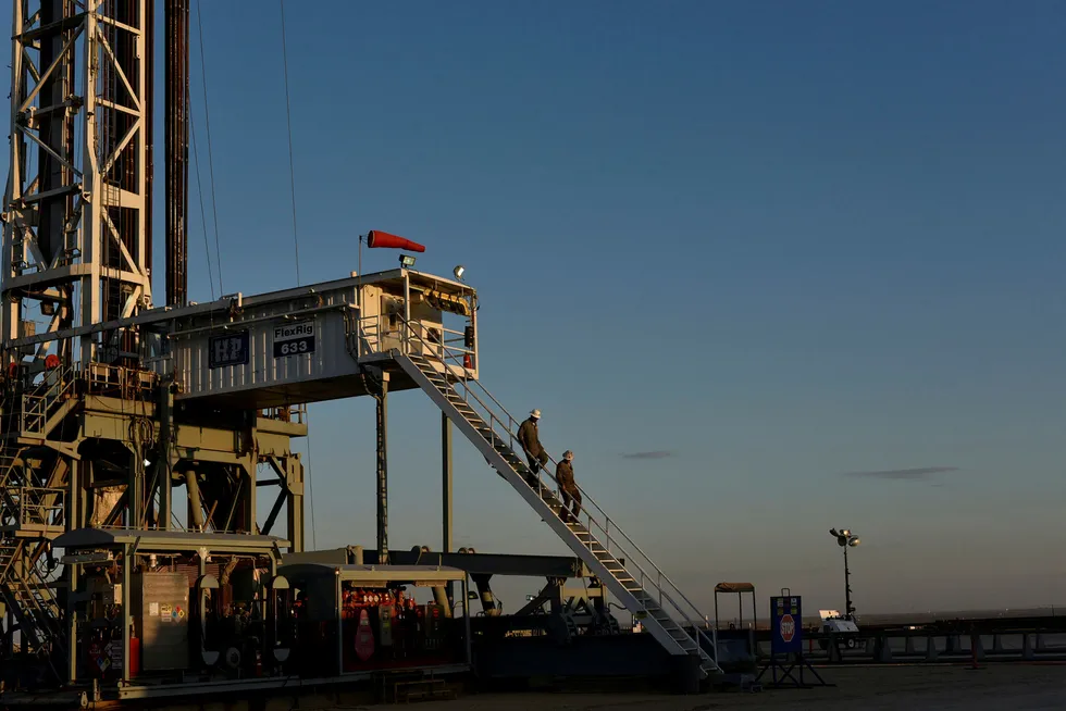 Rig count: Overall rigs operating across the US stands at 254