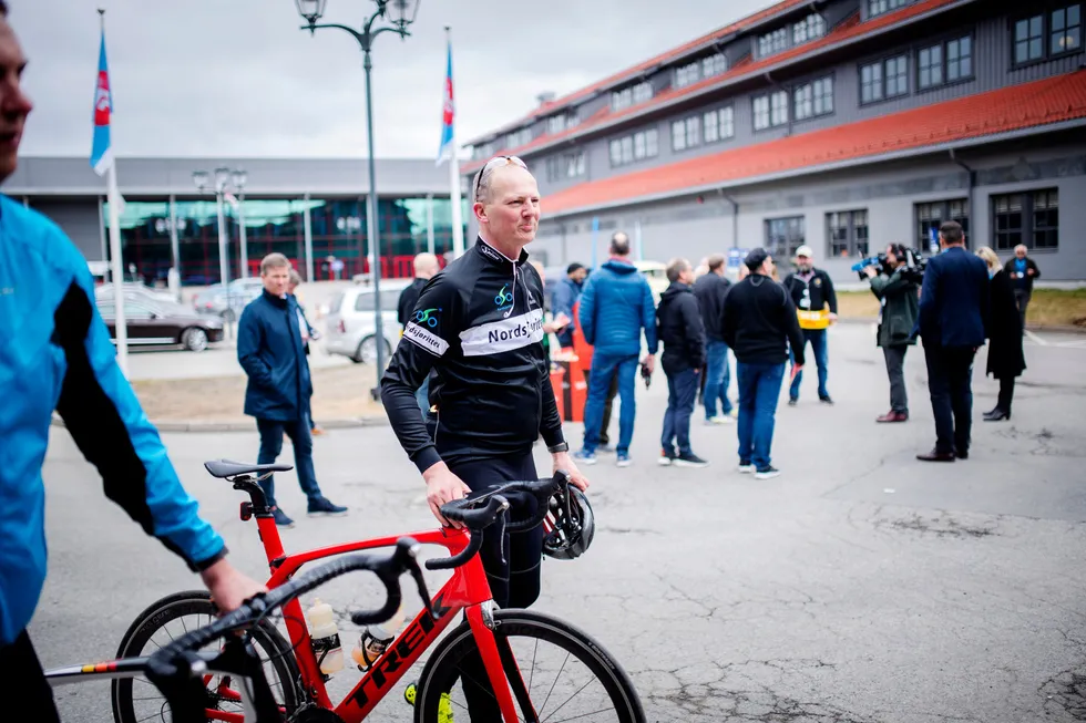 Ketil Solvik-Olsen (Frp) var samferdselsministeren som gjorde elsparkesykler lovlig i 2018. Her er den ivrige syklisten avbildet på vei til partilandsmøte.