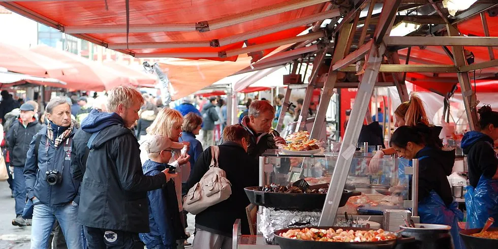 Fisketorget i Bergen - en tyrkisk basar Foto: Ole Erik Klokeide