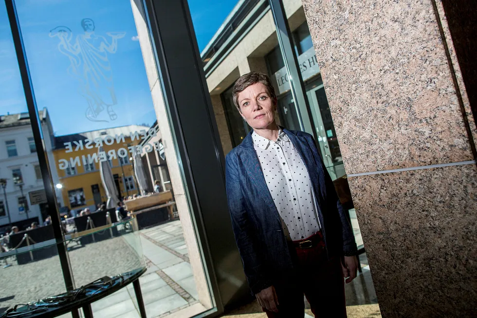 President i Den norske legeforening, Marit Hermansen, tror konflikten kan fortsette – selv etter meglingen. Foto: Gunnar Blöndal