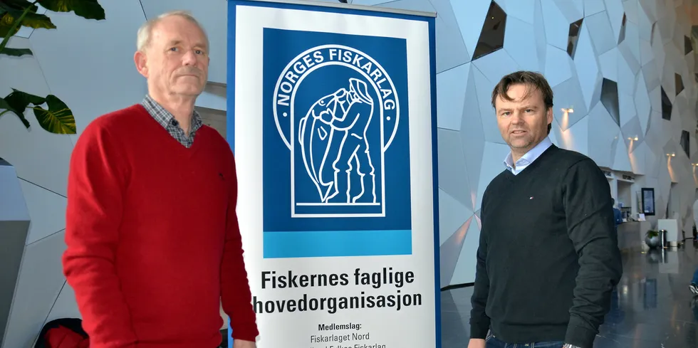 Bjørn Kvello (t.v.) og Ståle Hellesø bistår Fiskarlagets medlemmer med juridiske råd.