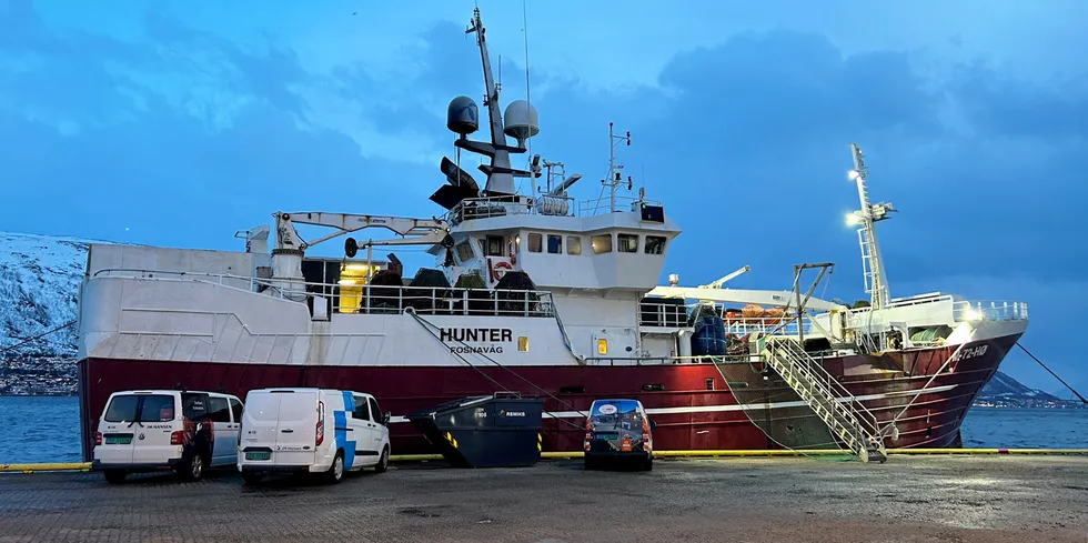 Snøkrabbebåten «Hunter» er eid av Havøy Kystfiske. I februar lå den til kai i Tromsø etter at Havarikommisjonen hadde varslet om farlige forhold om bord.