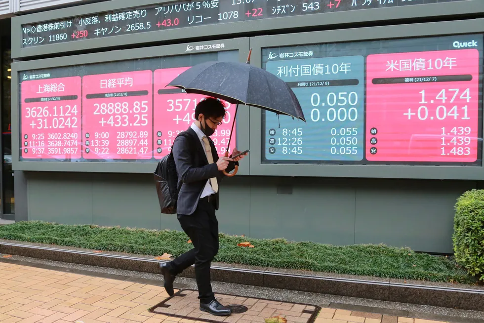 Det er en bred oppgang ved Asia-børsene tirsdag formiddag, ledet av Tokyo-børsen.