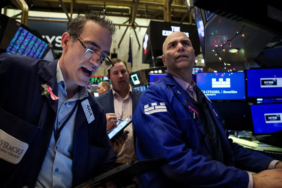 Det er topp stemning på de amerikanske børsene om dagen. Her fra handelsgulvet på New York Stock Exchange (NYSE).